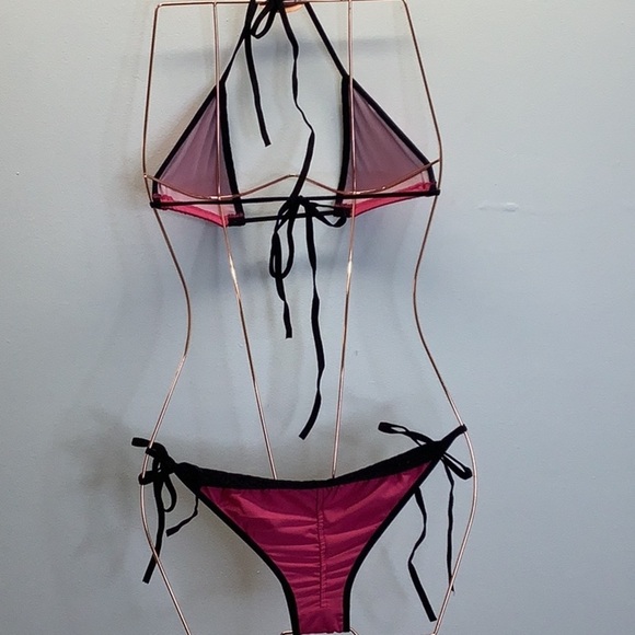 Pink and Black Lace Scrunch Bottom Lingerie Set New Without Tags - Picture 4 of 6